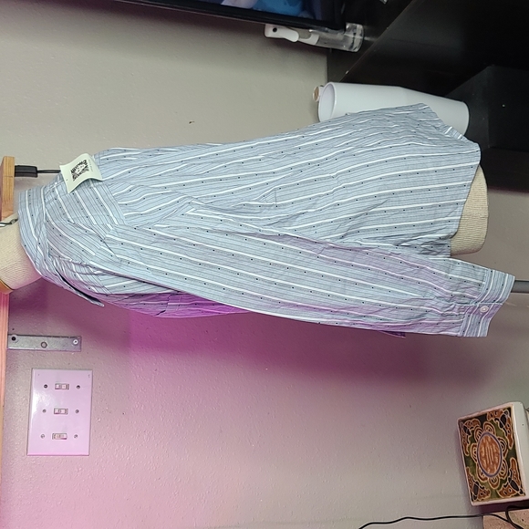 Anne Klein Button Down Top - Picture 4 of 9